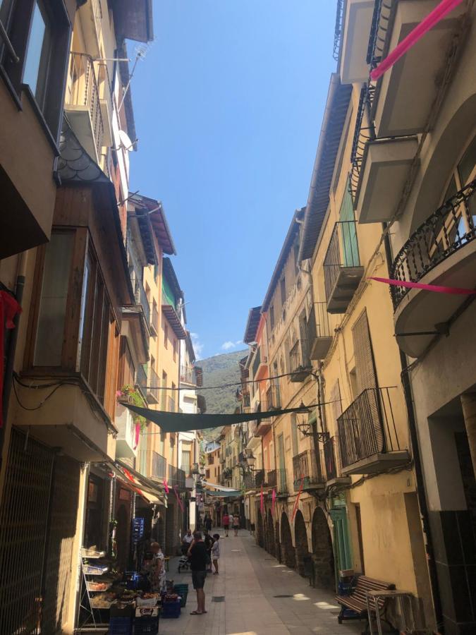 Un Lindo Piso Acogedor Para Desconectar En Sort Dış mekan fotoğraf
